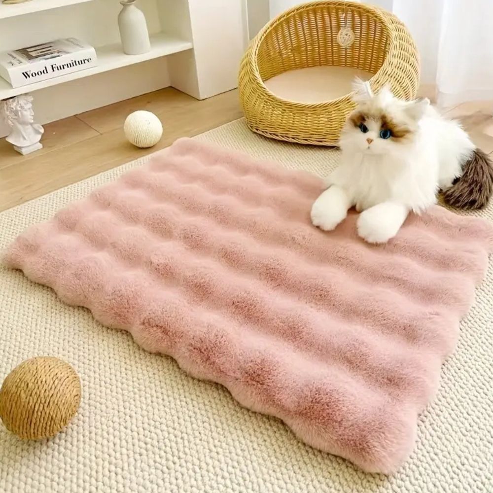 Catvera Faux Fur Pet Mat