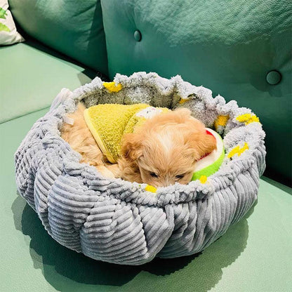 Catvera Adjustable Petal Cat Bed - Image 11|||PROMPT|||Original clean product image