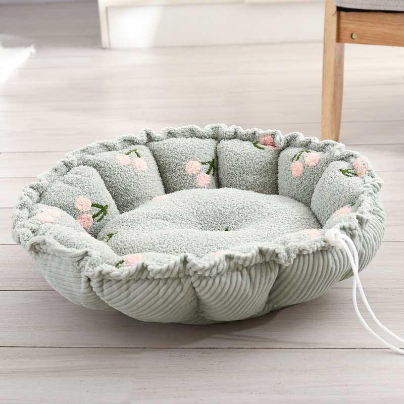 Catvera Adjustable Petal Cat Bed - Image 3|||PROMPT|||Original clean product image