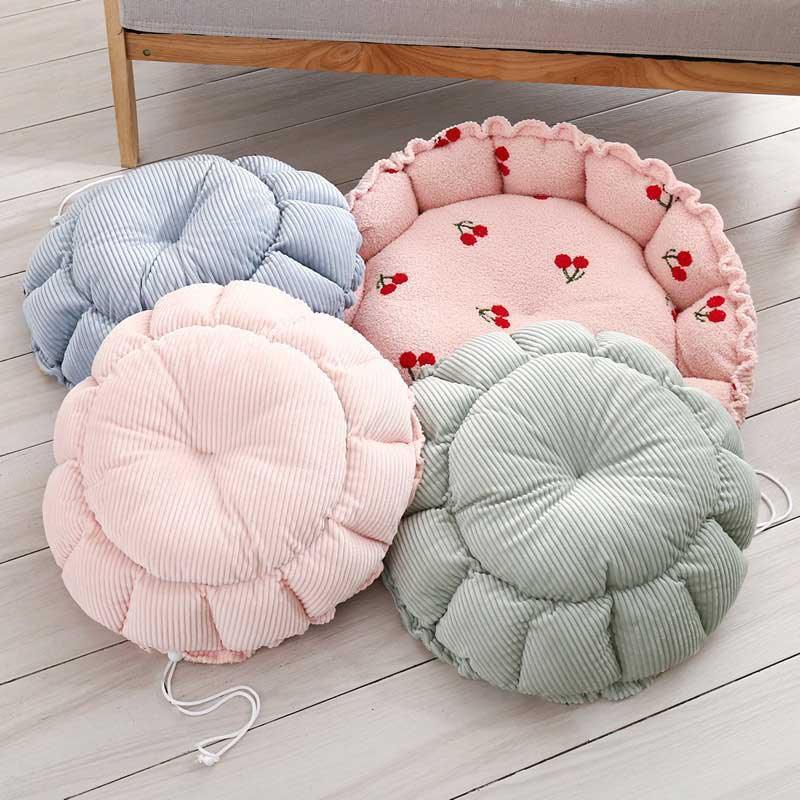 Catvera Adjustable Petal Cat Bed - Image 5|||PROMPT|||Original clean product image