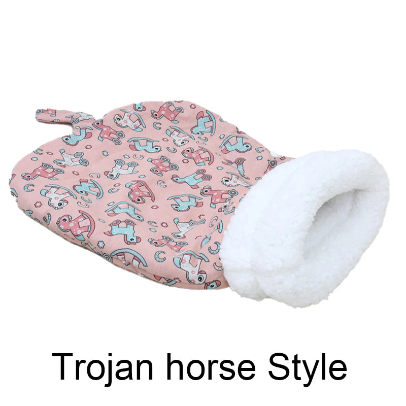 Catvera Cozy Tunnel Sleeping Bag - Image 9|||PROMPT|||Original clean product image