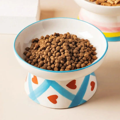 Catvera Elevated Ceramic Cat Bowl - Image 5|||PROMPT|||Original clean product image