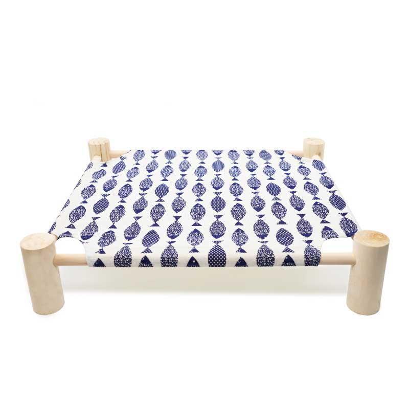 Catvera Elevated Summer Cat Hammock - Image 3|||PROMPT|||Original clean product image