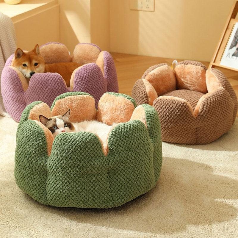 Catvera Flower Nest Cat Bed - Image 8|||PROMPT|||Original clean product image