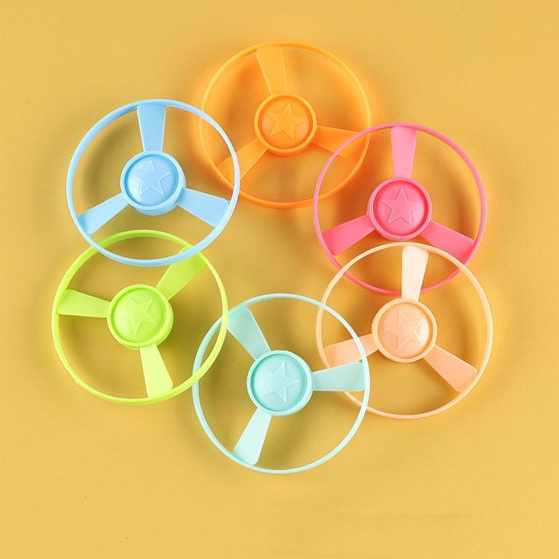 Catvera Flying Propeller Cat Fetch Toy - Image 8|||PROMPT|||Original clean product image