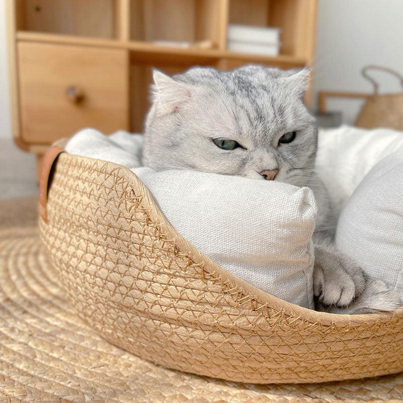 Catvera Handwoven Cooling Cat Bed - Image 6|||PROMPT|||Original clean product image
