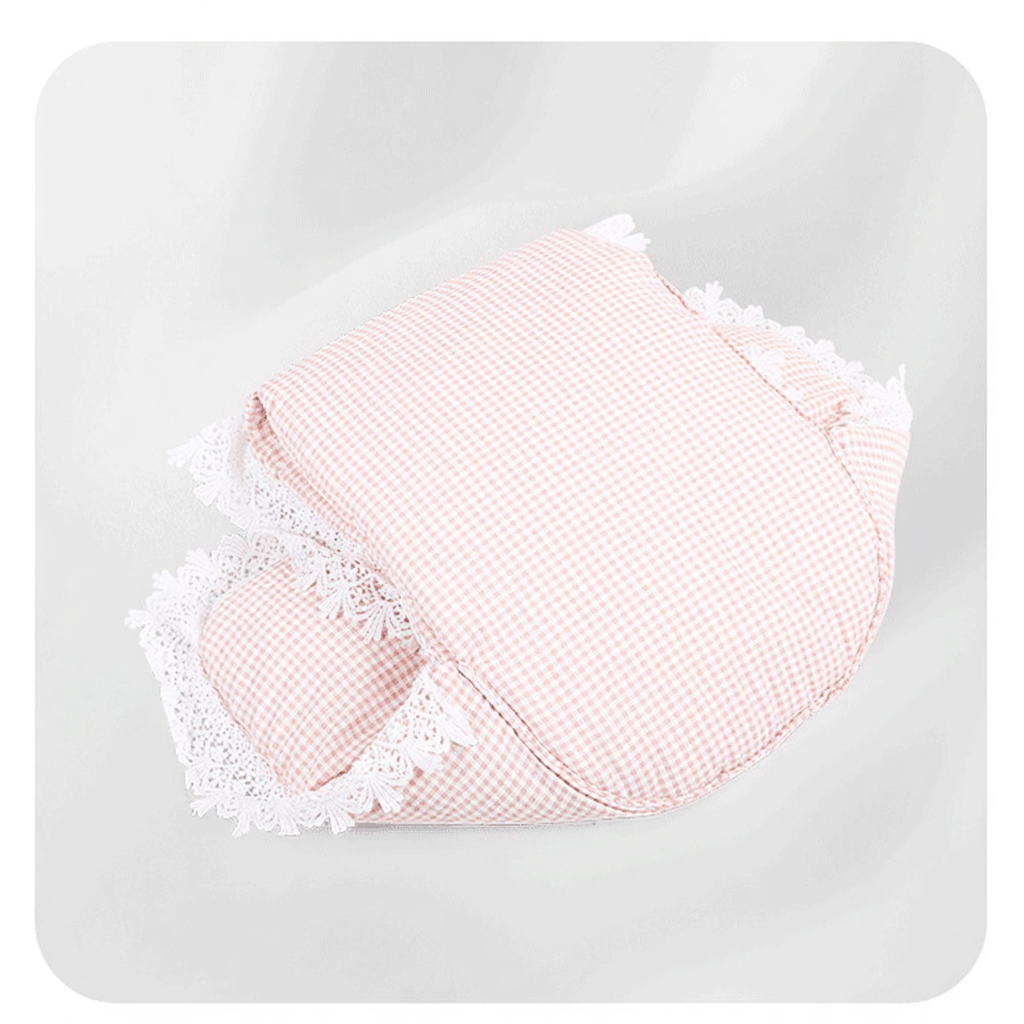 Catvera Lace Pet Stroller Mat - Image 15|||PROMPT|||Cleaned image. Original analysis: Found 1 brand name stitched/printed on the product tag