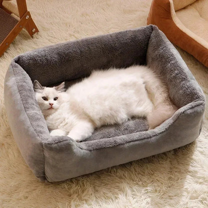 Catvera Plush Pet Bed - Image 2|||PROMPT|||Original clean product image