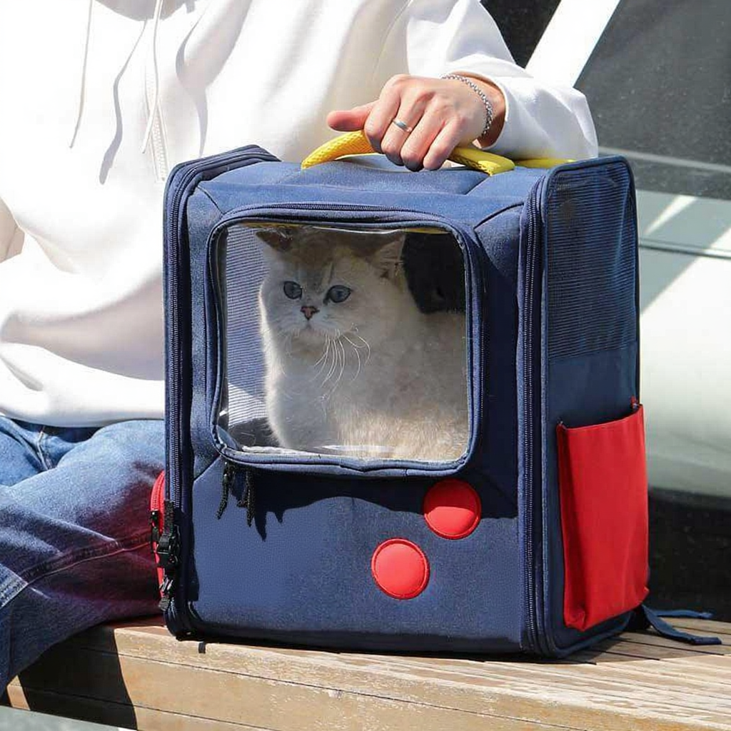 Catvera Retro Gaming Cat Carrier Backpack - Image 2|||PROMPT|||Cleaned image. Original analysis: Found 1 brand name/logo printed on the pet carrier bag itself