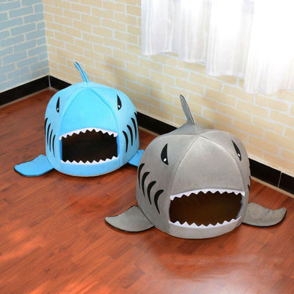 Catvera Shark Cave Cat Bed - Image 12|||PROMPT|||Original clean product image