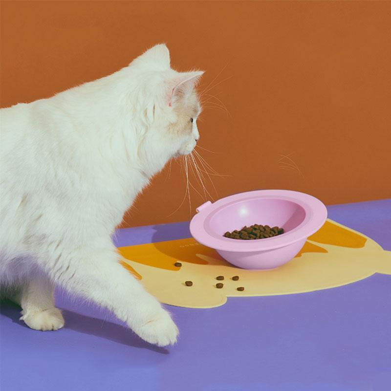 Catvera Silicone Cat Food Feeding Mat - Image 3|||PROMPT|||Original clean product image