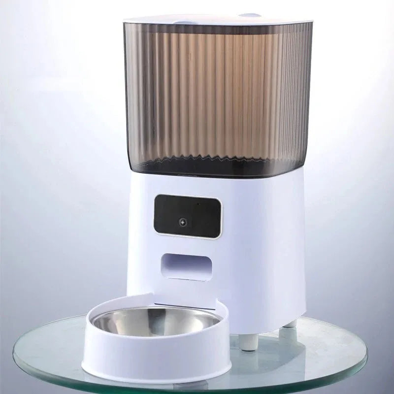 Catvera Smart WiFi Camera Auto Feeder - Image 7|||PROMPT|||Original clean product image