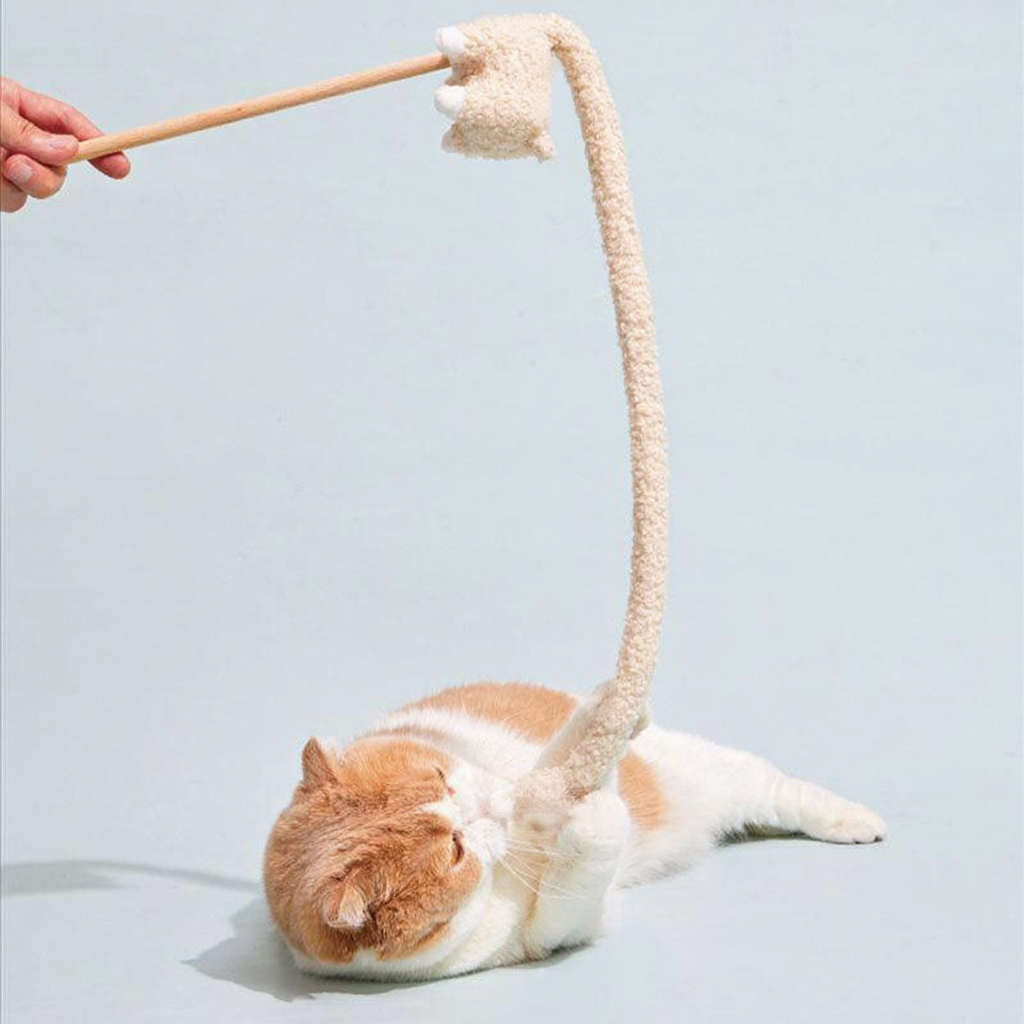 Catvera Sound Teaser Stick Toys - Image 17|||PROMPT|||Cleaned image. Original analysis: found 1 brand name stitched on the product - 'LOVEYS' visible on the rope toy near the top