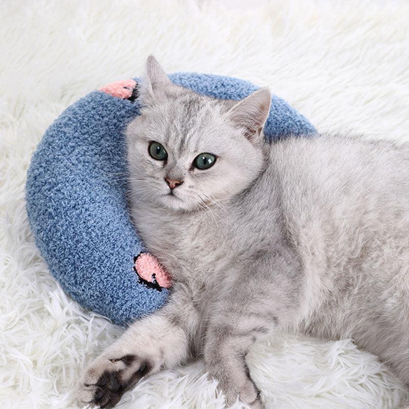 Catvera U-Shaped Cotton Comfort Pillow - Image 2|||PROMPT|||Original clean product image