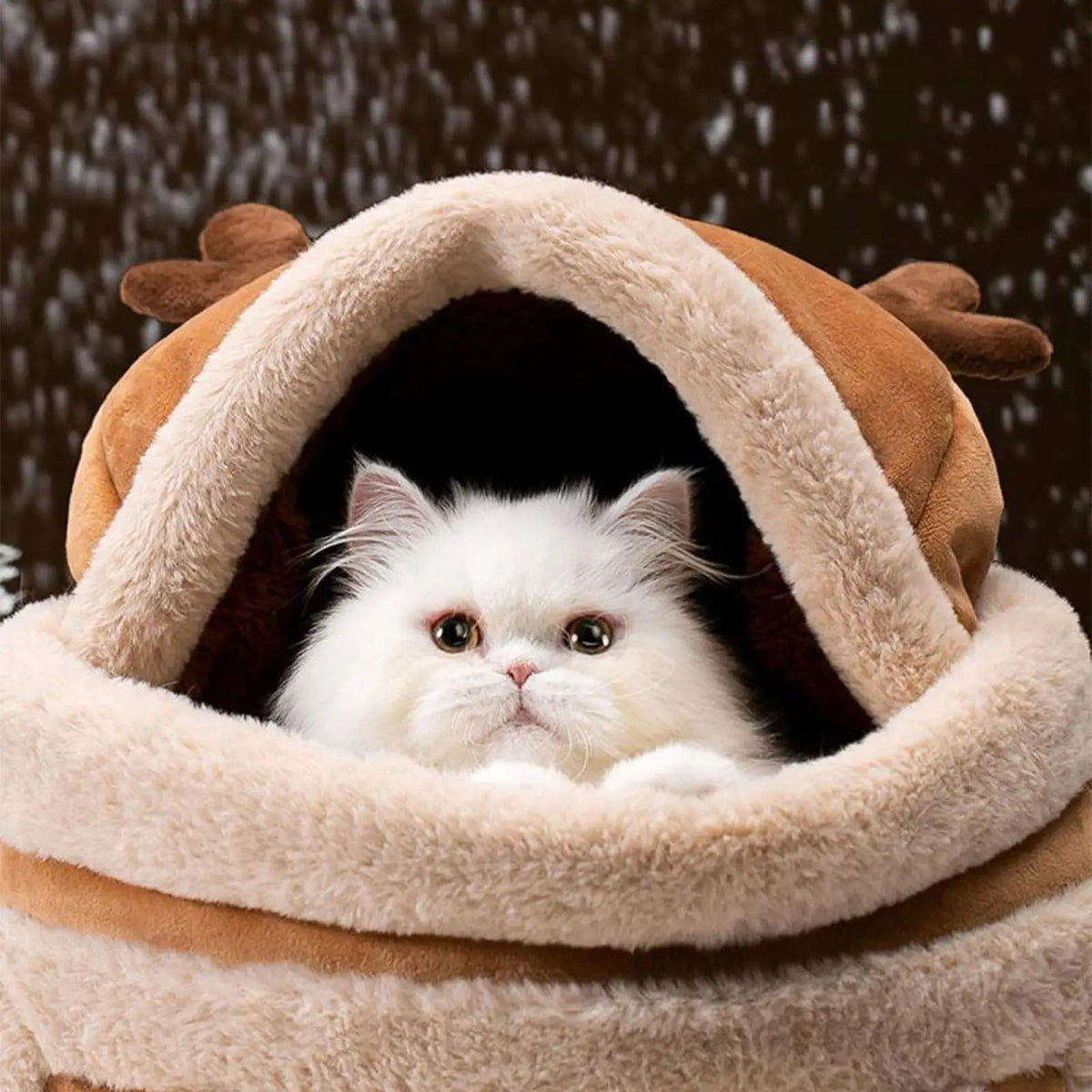 Reindeer Winter Cat Carrier Bed - Image 5|||PROMPT|||Original clean product image